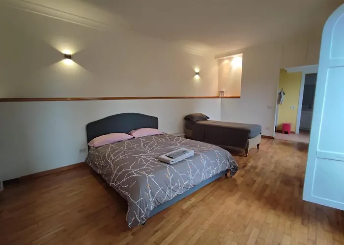 Studio Apartment In Neapolitan Castle Int 28