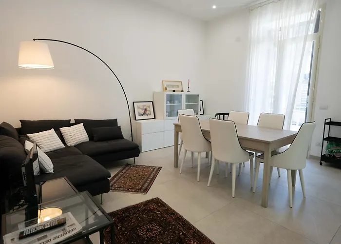 Gramsci Luxury By Dimorra
